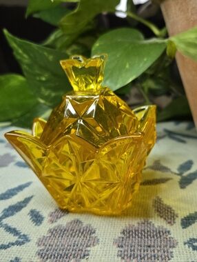 Handcrafted Golden Yellow Starburst Trinket Dish W/ Lid